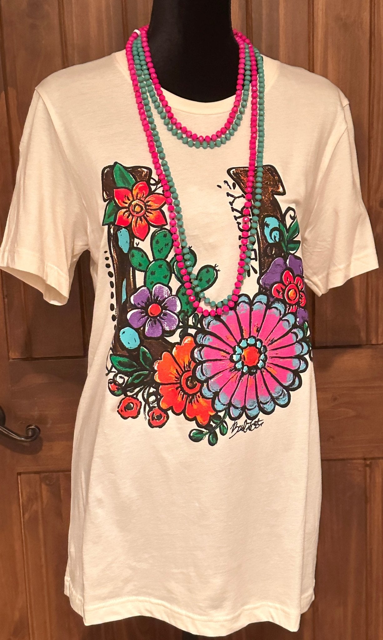 Ivory "Lucky" Horseshoe Cotton T-Shirt - Apparel Rockin' M Leathers