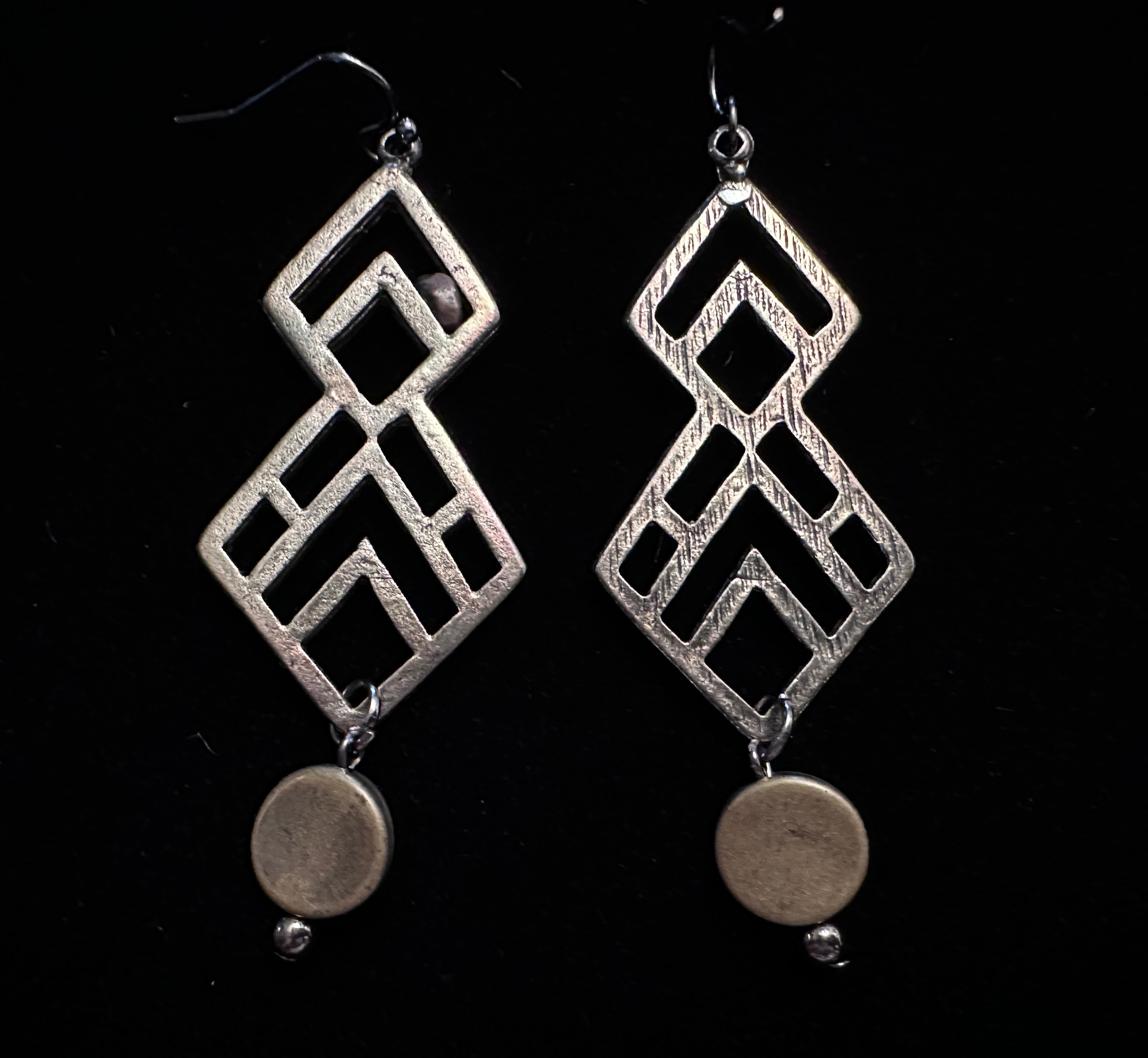 Fashion Dangle Diamond Shaped Earrings