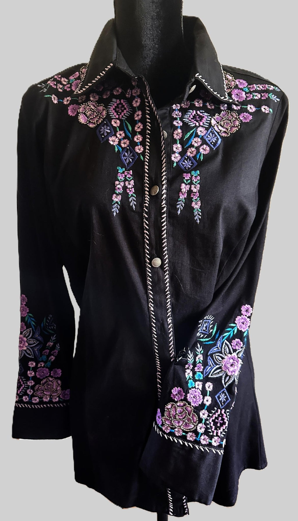 Vintage Collection Floral Embroidered Western Blouse – Button Closure - Apparel Vintage Collection