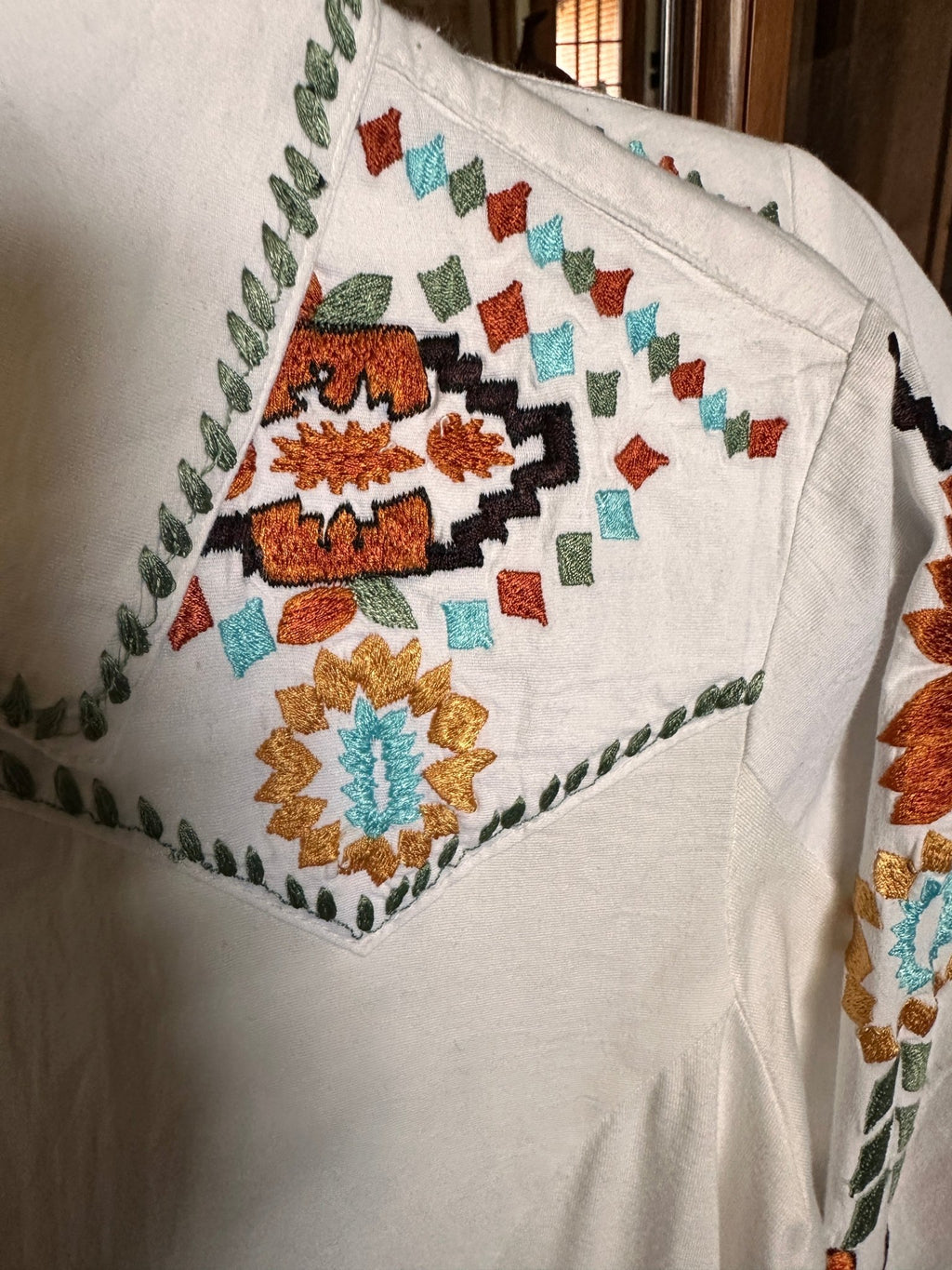 Vintage Collection Southwestern Embroidered Western Blouse – Button Closure - Apparel Vintage Collection