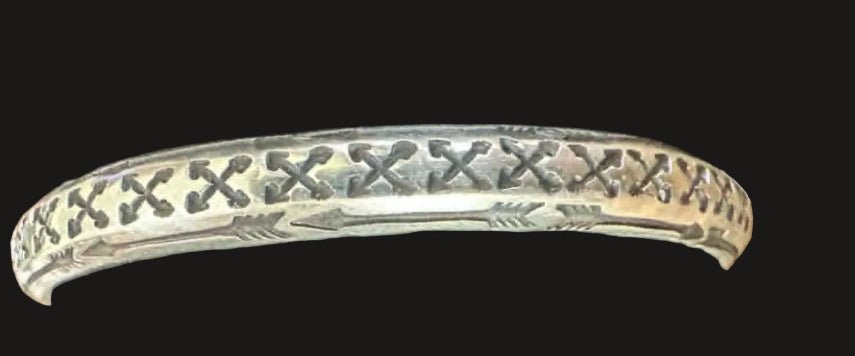 Navajo Sterling Silver Stacker Cuff with Crossed Arrows by Sunshine Reeves - Native American Jewelry Sunshine Reeves