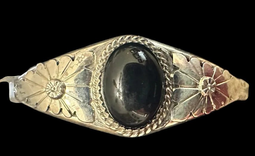 Sterling Silver & Black Onyx Bracelet By Renee Yazzie - Native American Jewelry Renee Yazzie
