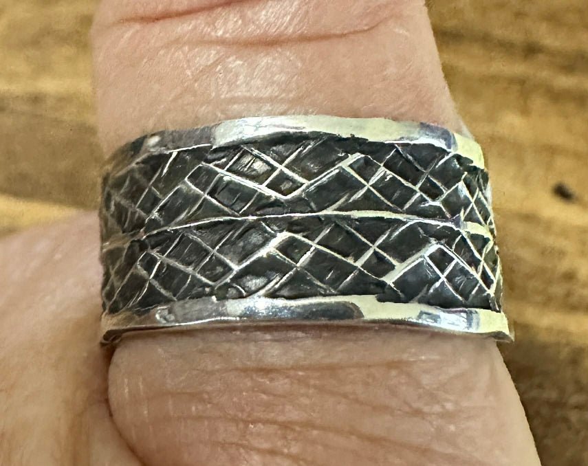 Sterling Silver Geometric Band Ring Size 9.75 by Sunshine Reeves - Native American Jewelry Sunshine Reeves