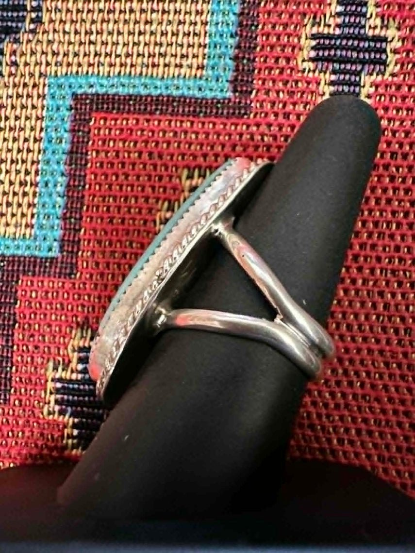 Sterling Silver Kingman Turquoise Ring Size 7.5 by Earl Tom - Native American Jewelry Earl Tom