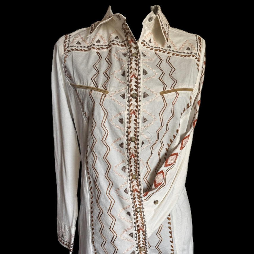 Vintage Collection Southwestern Embroidered Western Blouse – Front Snap Closure - Apparel Vintage Collection