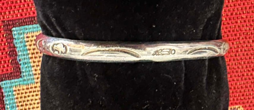 Vintage Navajo Sterling Silver Stacker Buffalo Bracelet - Native American Jewelry Rockin' M Leathers