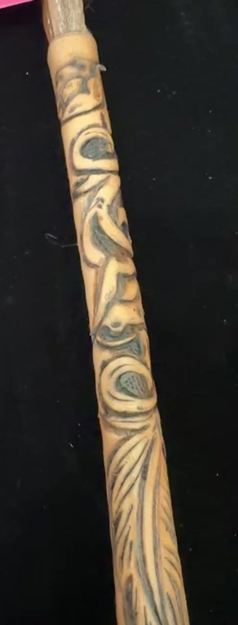 Hand tooled leather over-under whip – close-up handle detail video showing flower tooling pattern | Rockin' M Leathers
